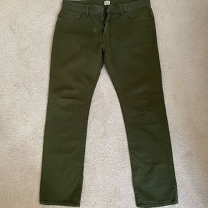J. Crew- Men’s Urban Slim Olive Pants (34x32)